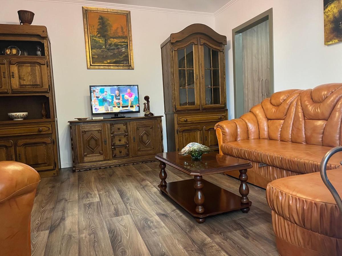 Cazare David Si Familia . Piatra Neamţ Buitenkant foto